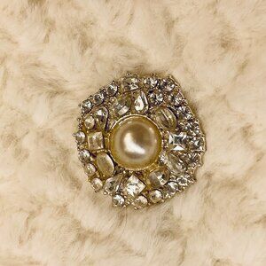 Costume Pearl and Rhinestone Brooch Pin